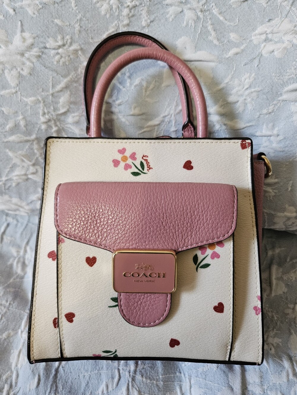 Coach Mini Pepper Crossbody With Heart Petal Print